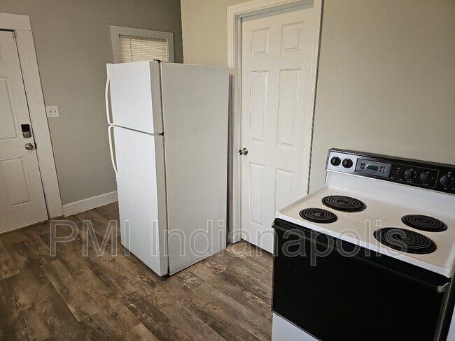 Foto del edificio - 1540 N Grant Ave