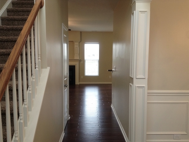 Building Photo - 2930 Westbury Court