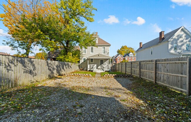 Foto del edificio - 873 E Livingston Ave