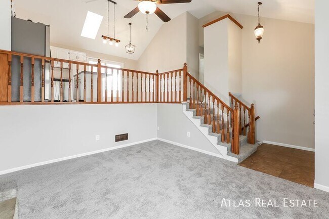 Building Photo - 10205 NW 85 St