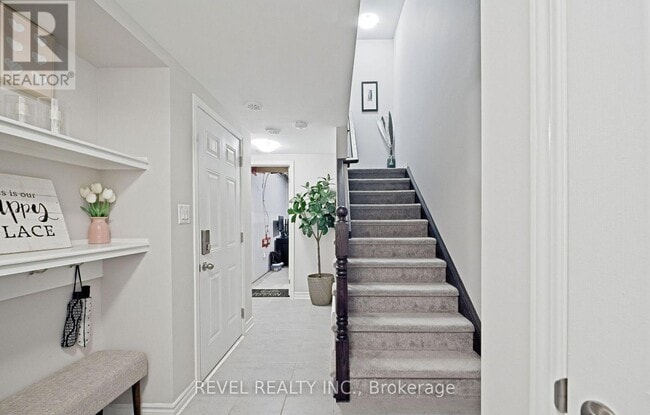 Building Photo - 468 Bellflower Ct.