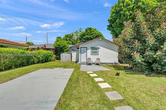 Foto del edificio - 2993 SW 16th St