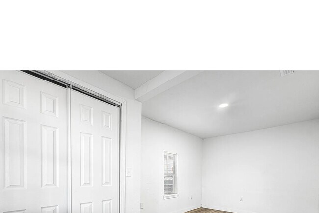 Foto del edificio - 3537 S Laredo St