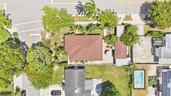 Foto del edificio - 1200 SW 18th Ave