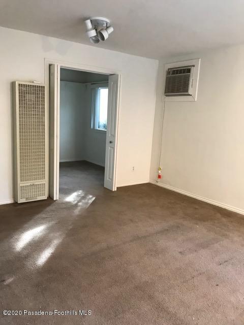 Foto del edificio - 3248 Foothill Blvd