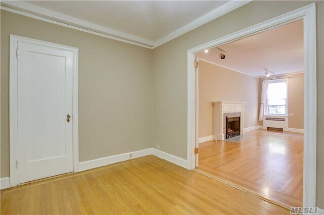 Foto principal - 8 Barstow Rd
