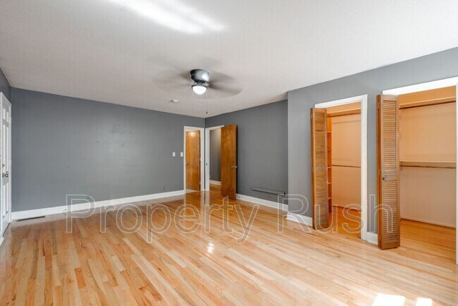 Building Photo - 303 Windmere Dr