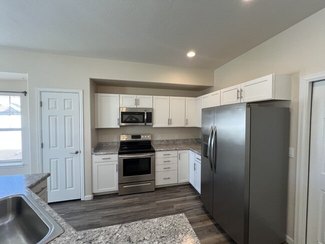 Foto del edificio - 615 Canyon Vista Way