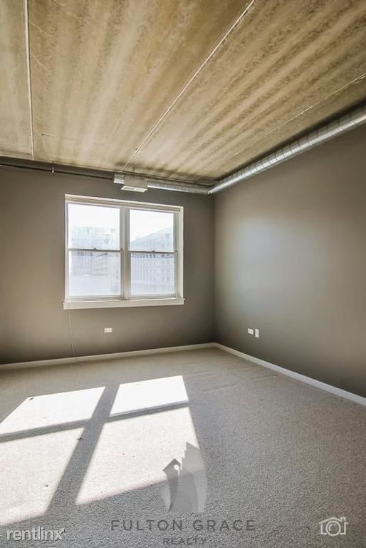 Building Photo - 2 br, 2 bath  - 871 N Larrabee St