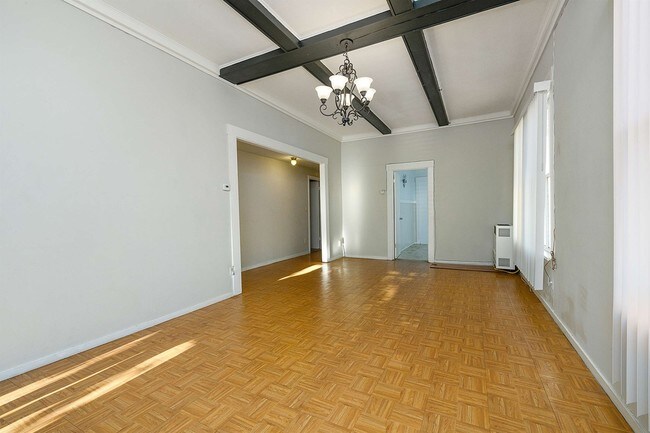 Building Photo - 1465 1st St