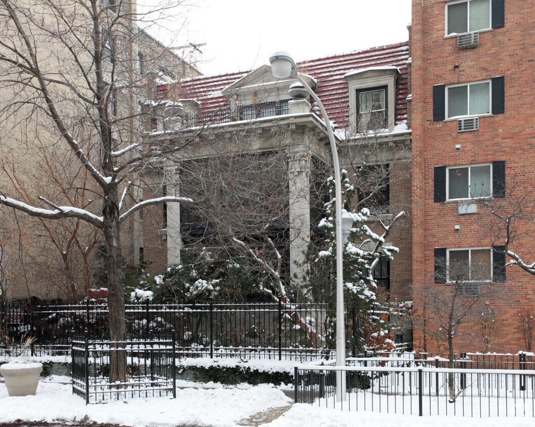 Foto del edificio - 665 W Sheridan Rd