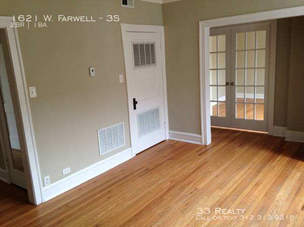 Building Photo - 1621 W Farwell Ave