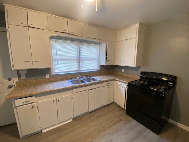 Foto del edificio - 1141 SW 51st St