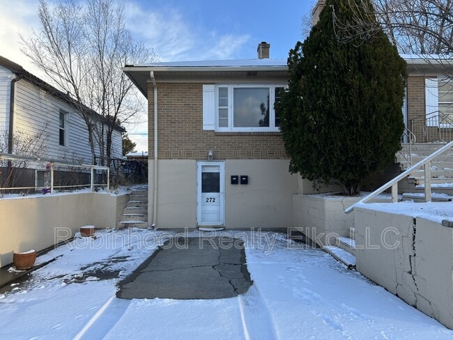 Building Photo - 272 W Cedar St