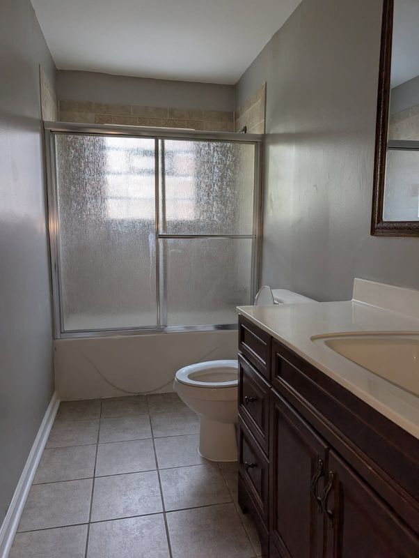 Foto del edificio - 2159 E 97th St