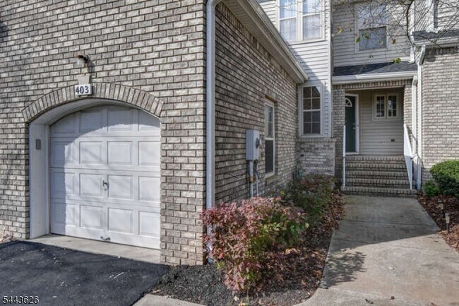 Building Photo - 403 Taggert Dr