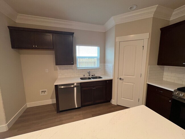 Foto del edificio - New build in Shastina Ranch Subdivision