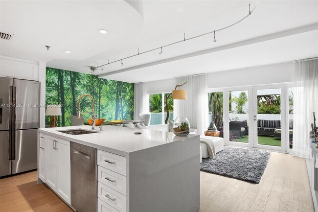 Foto del edificio - 828 3rd St