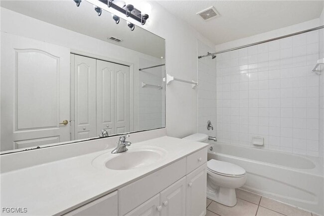 Foto del edificio - 9409 Ivy Brook Run