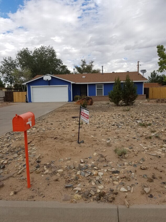 Foto principal - Ranch Style 3br, 2b, Home in rio rancho