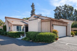 Building Photo - 2905 Plaza Leonardo