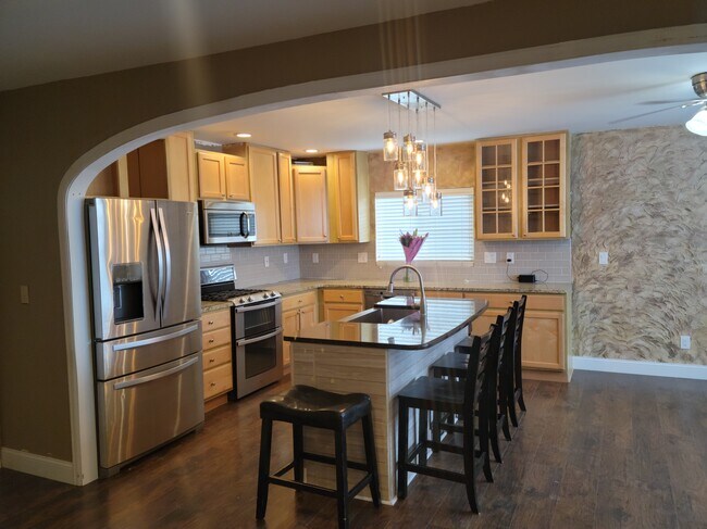 Newly remodeled kitchen - 5050 Rushford Pl