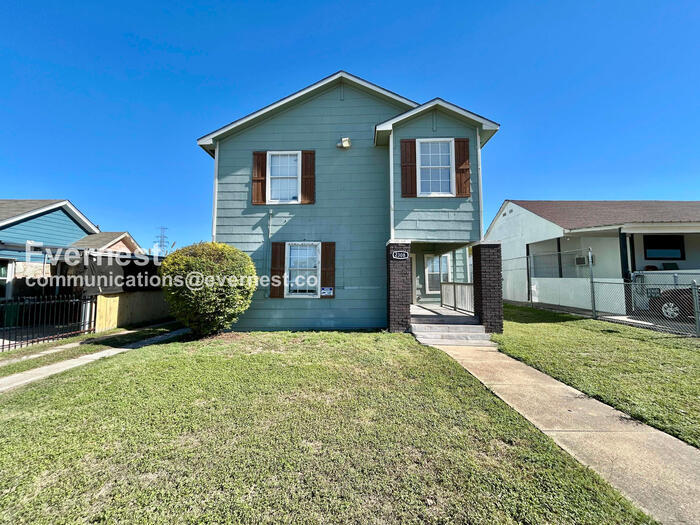 Foto principal - 2308 Britton Ave