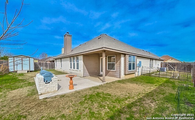 Building Photo - 15713 Fair Ln