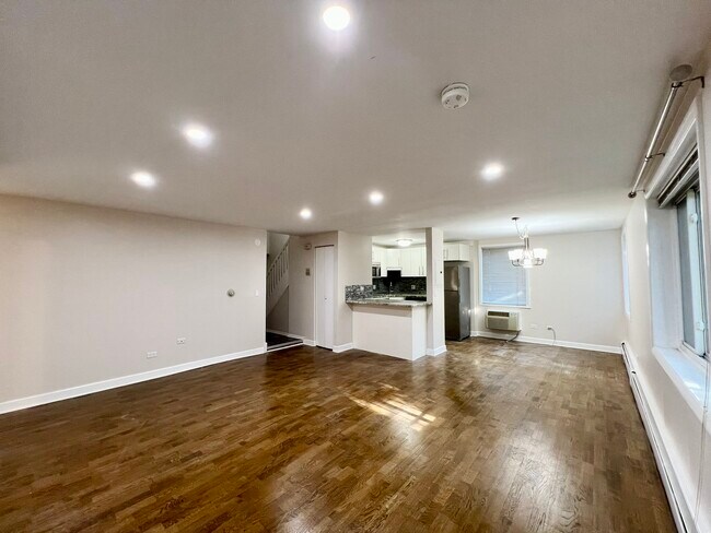 Foto del edificio - 777 Hinman Ave
