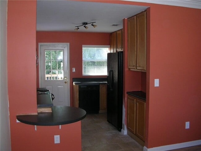Building Photo - 1503 Stone Gate Ln SE