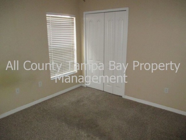 Foto del edificio - 8004 Lilly Bay Ct