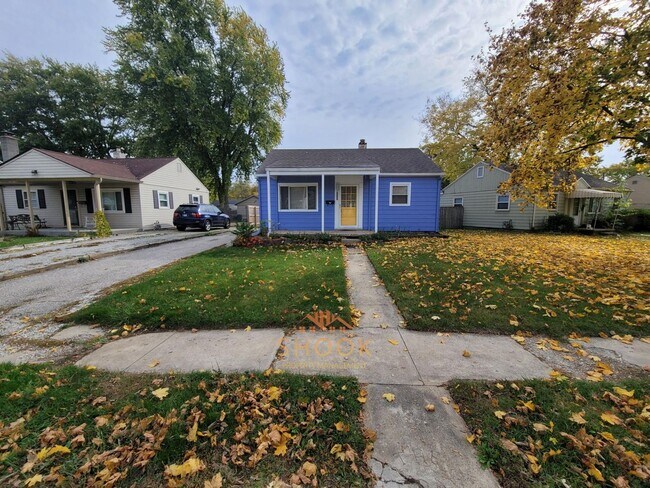 Foto del edificio - FLIPPED 2 BR HOME, CENTRALLY LOCATED!