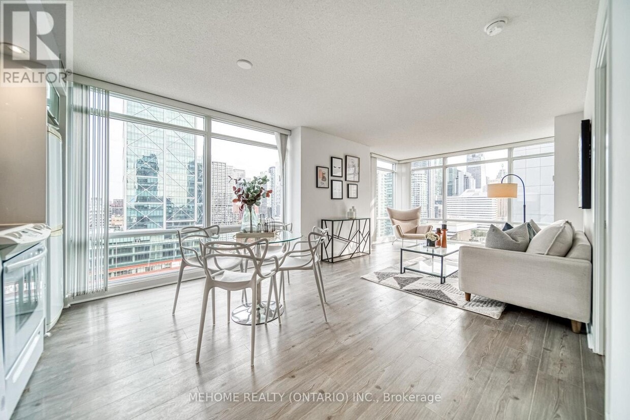 25 Telegram Mews Toronto On M5v 3z1