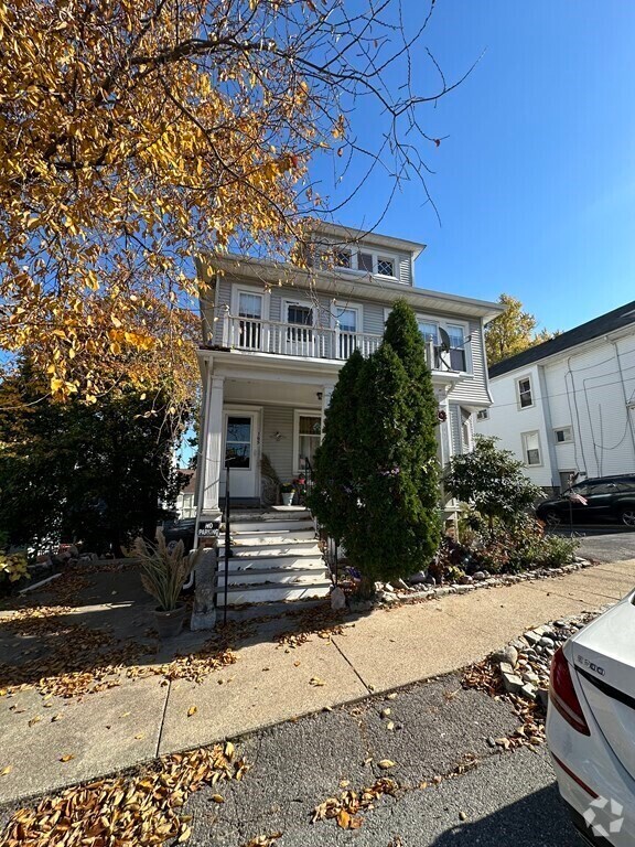 New Harvard Lawn Apartments for Rent Belmont, MA 3 Rentals