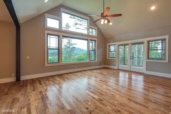 Building Photo - 3 br, 2.5 bath House - 87 Gibson Road