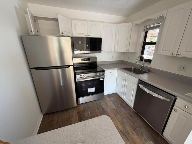 Foto del edificio - 2454 SE Garden Terrace