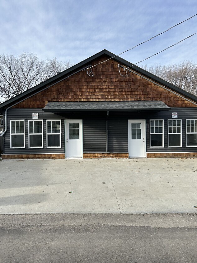 Primary Photo - 12037-12059 59 St NW