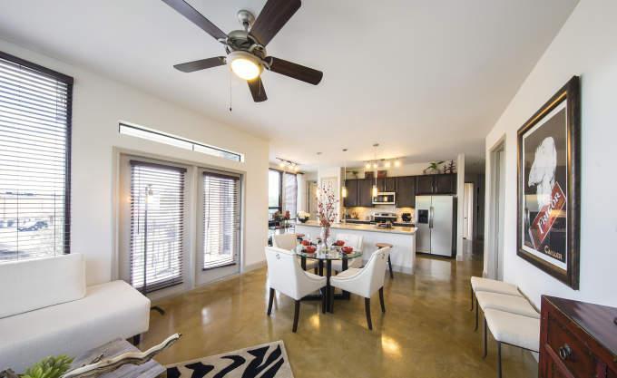 Foto principal - 1 bedroom in Houston TX 77005