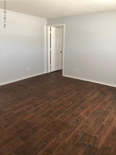 Foto del edificio - 11604 Sands Ave