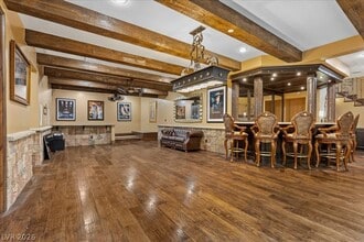 Building Photo - 514 Mandalay Ct
