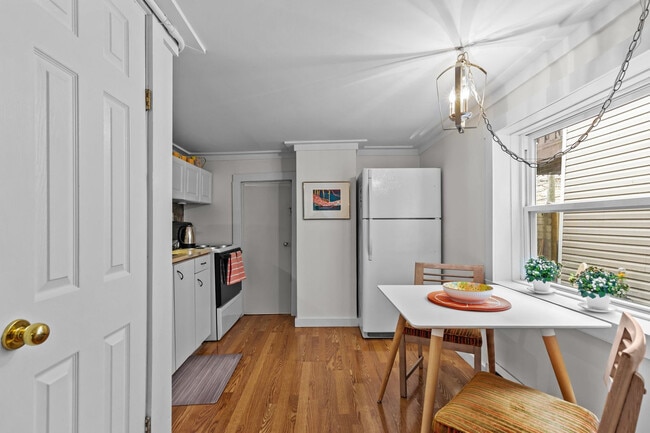 Photo du bâtiment - 3 Bond St