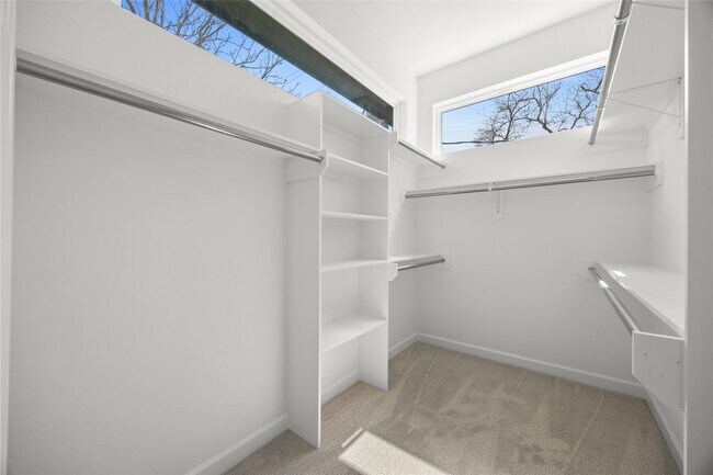 Foto del edificio - 5110 Westover St