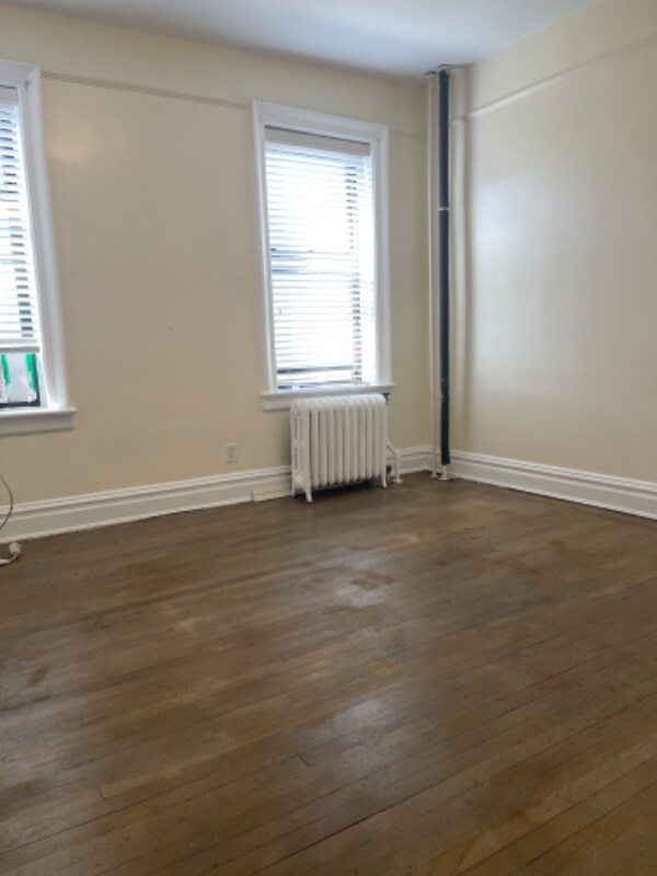 Foto del edificio - 6311 Adams St
