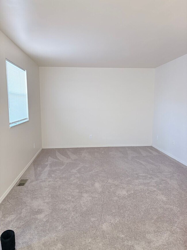 Foto del edificio - Cozy 1 Bedroom and 1 Bath with W/D Hookups