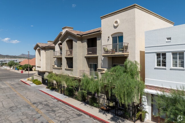 McCormick - McCormick Apartments