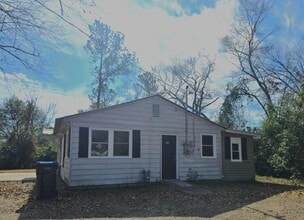Building Photo - 1910 Dabney Dr