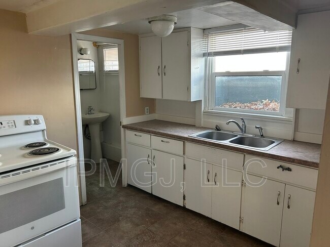 Foto del edificio - 621 N 2nd St