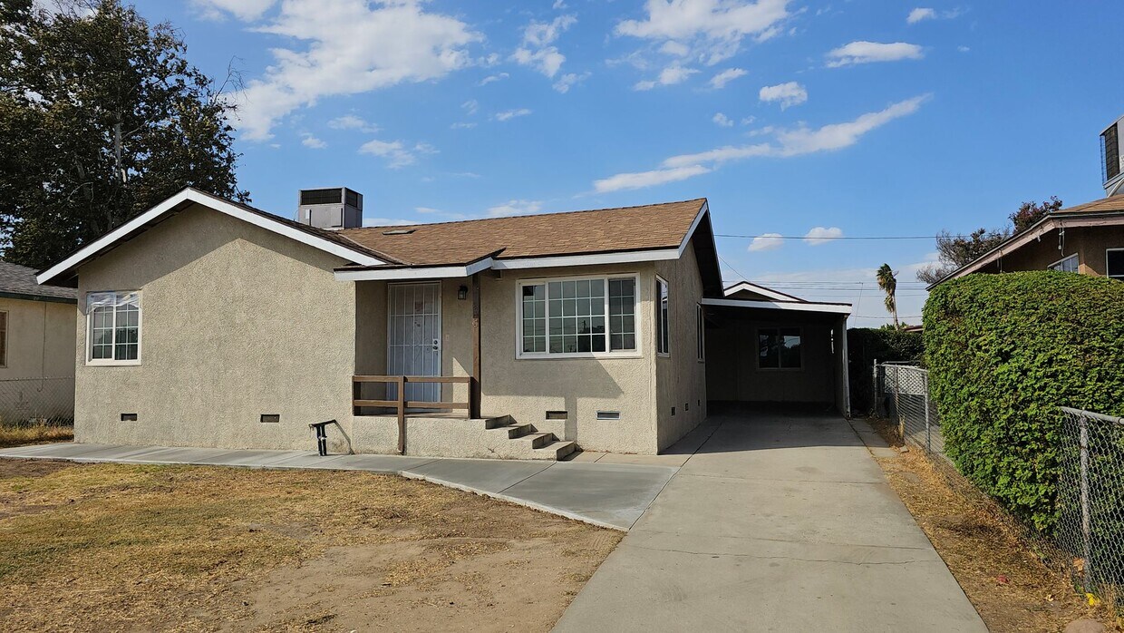 Primary Photo - Two Homes on One Lot