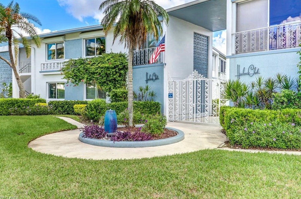 Primary Photo - 1624 Gulf Shore Blvd N