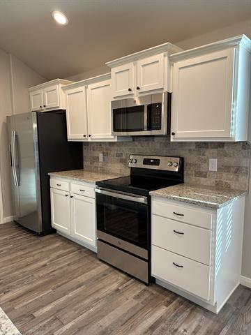 Building Photo - 1639 Sweetwater Ln